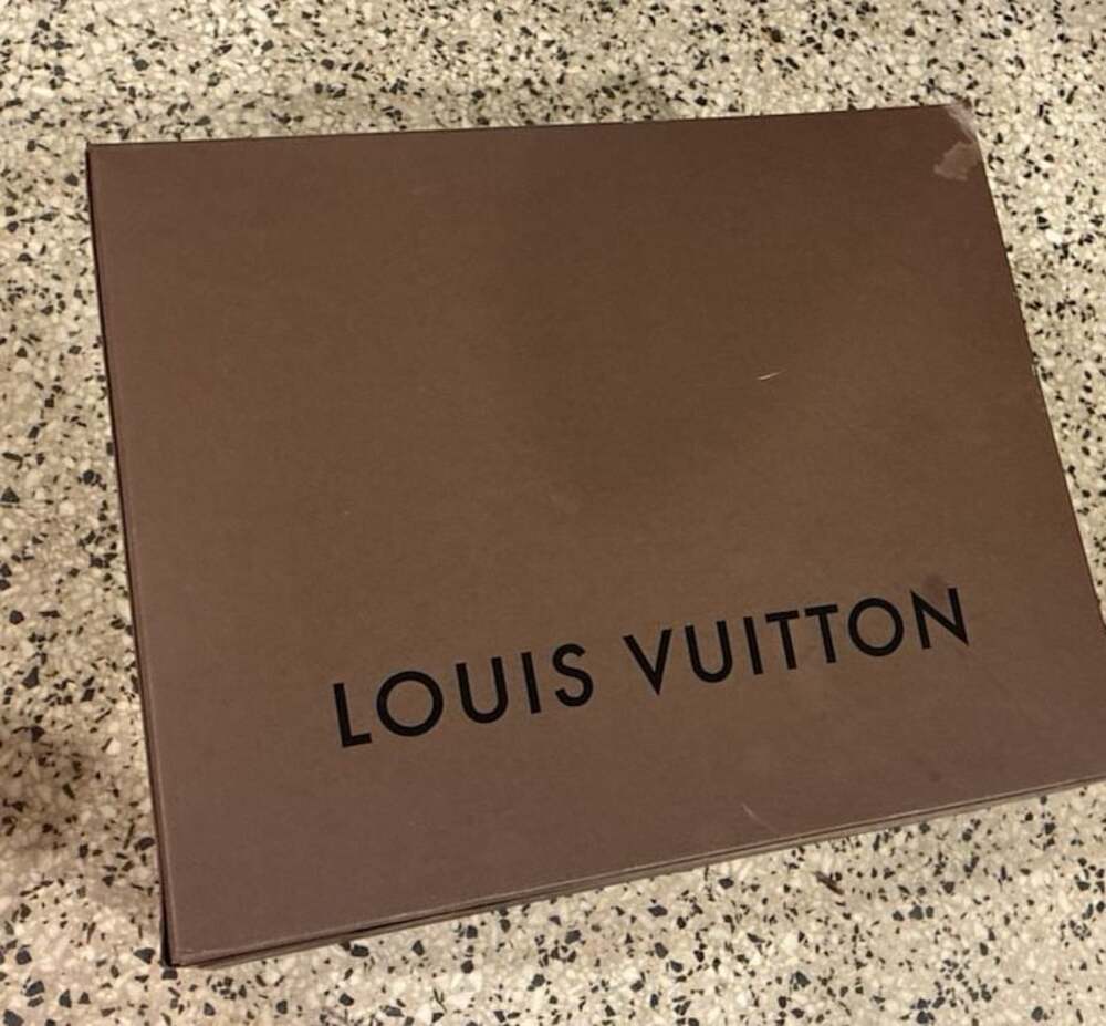 Louis Vuitton Authentic Branded Empty Gift Box and Shopping Bag Set - Picture 1 of 6